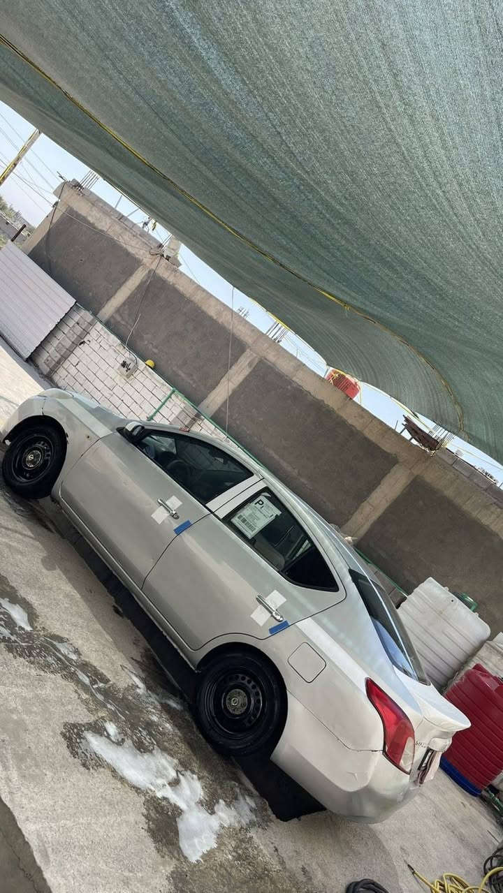يأبه لا احد يواعد عيب خوان حجزها وانا اريدها الشراي يتصل ويجي جماعه ال 30لا تتصل سلام عليكم ورحمة وبركاته البيع نيسان سني2015كصه جنطه  كفالة سرقه  وعشائر  متومه وكامله رقام وسنويه طبق الأصل رقام نكليري حداده مكينه كير كهربائيات خير من الله سياره ما بيها نقص تدفى  تبريد  سياره مال شغل تكسي خط ستخدام يومي سعرها 38بيها مجال بسيط ذاكر كلشي***********مكاني بصره
