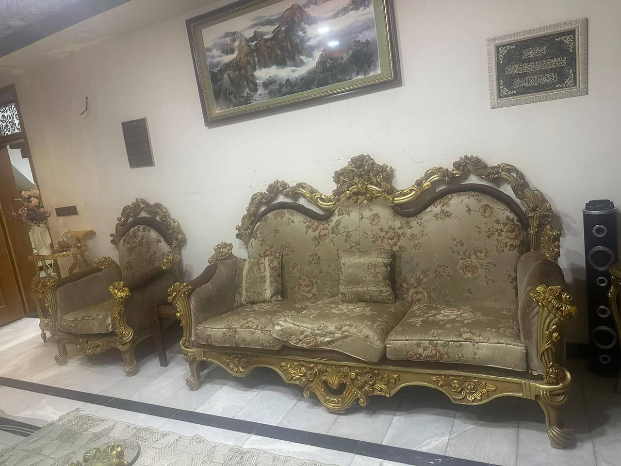 650زان مصري 10مقاعد سيت طبلات مكان الدوره للتواصل ***********
