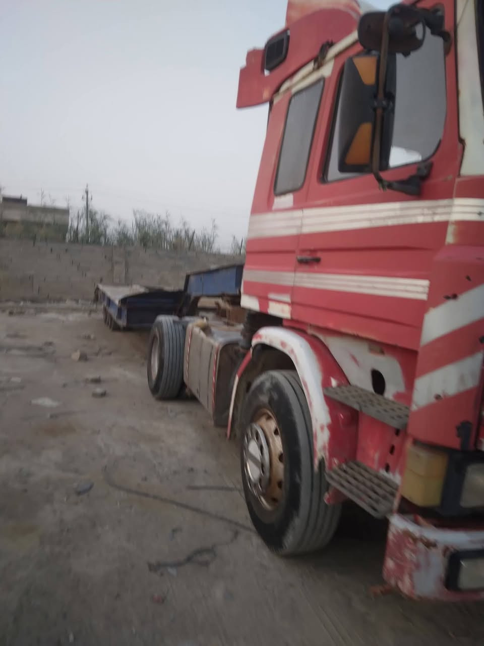 السلام عليكم سكانيا راس فقط موديل 92 كورات 8 مكينه 42 لا صرف ولا تبخير بالسنويه صهريج سياره خير  سياره خير من الله مكان السياره بغداد جرف النداف معرض ابن المدائن السعر ٩٠ ورقة وبيها مجال  سياره بلاديه قماره ناصيه صاحبها موجود تحويل رقم الهاتف  ***********
