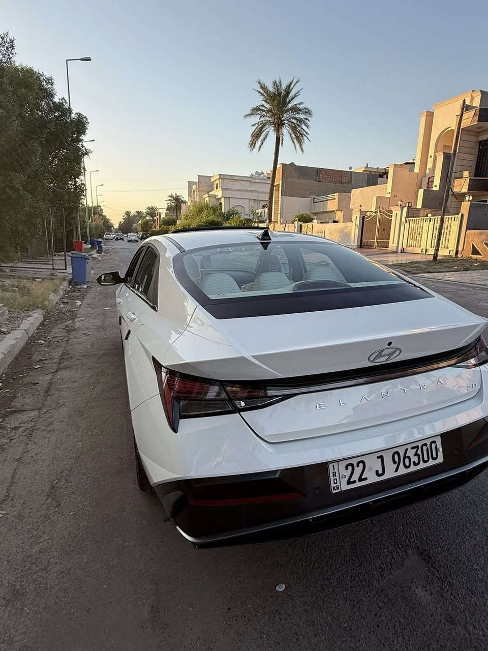 السلام عليكم 
اللنترا موديل ٢٠٢٤ 
ماشيه ٣٣ ك 
خليجيه 
رقم اربيل تحويل فقط 
فول مواصفات 
بصمه بصمة ابواب حساس اطارات شاشه دجتل منفصل مانع انزلاق قطعتين تبريد  فتحه مري شفط  وباقي الموصفات المعروفه 
بيها ملاحضه بسيطه طخه بلايت الامامي فقط والدعاميه بسيطه جداً  
السعر ١٨٨ وبيها مجال بسيط
للاتصال 
*********** 
واتساب موجود
