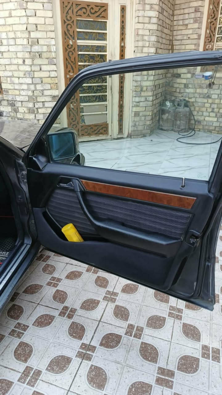 السلام عليكم مارسدس مديل 1991 كير مكينه حداديه تخم تأير كله جاهز مكينه بلاديه كير بلا  رقم بغداد بسمنه جاهزه السياره قواعد دبلات بلادي مكفول مكان السياره كربلاء السعر 58 وبيها مجال قليل النتصال عل رقم ***********
