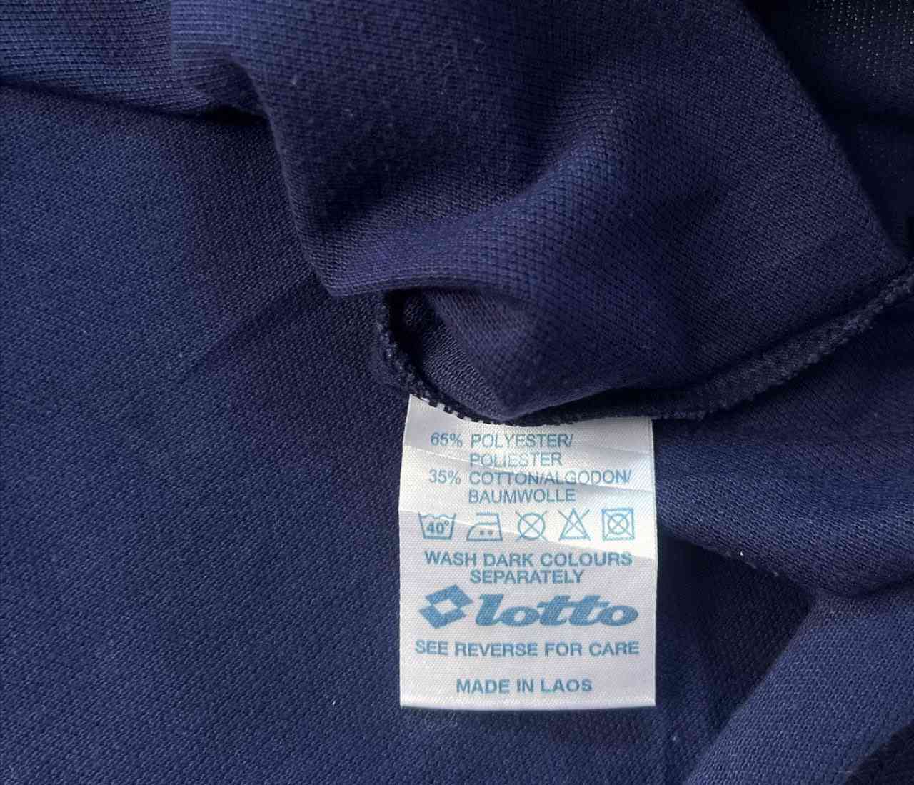 لوتو (Lotto) إيطالي 🇮🇹 || حجري.
القياس/ لارج، اكس لارج 
عُرض الصدر 58 _ الطول 70 ||  وزن 90_98


**إذا كنت صاحب هذا الإعلان وتريد حذفه لأي سبب، رجاءا أرسل رسالة إلى الدعم الفني**