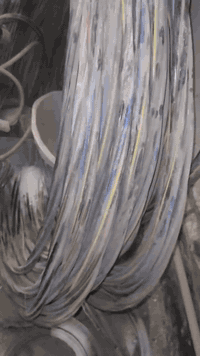 هاي الضفيره البيع 50 في 4 الطول 100 متر البيع جبناها جديده بس ماكفت وج...