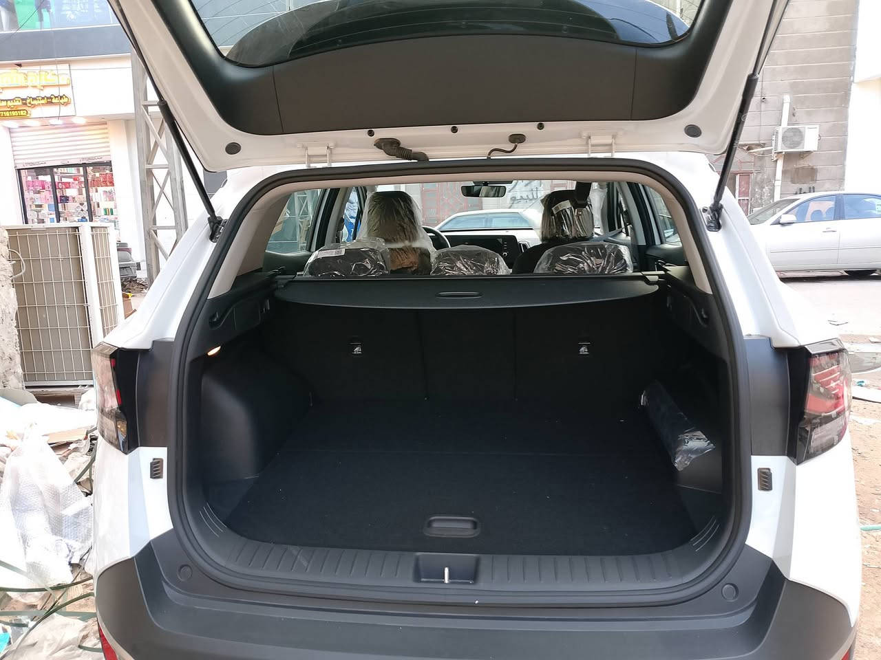 سلام عليك 
لبيع او مراوس 
كياسبورتج 2025 زيرو وكاله مجانيه ماشيه 2000 كم
سياره مواصفات حلوة وجيده مكفوله كفاله عامه 
***********
*********** وات ساب 
عنواني البصرة 
السعر 236 لمراوس فقط
