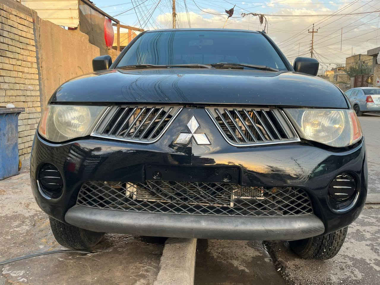 سلام عليكم بيكم للبيع ادوات ادوات 
2007 مكينه بطه السياره جاهزه ما بيها اي نقص 
مكان بغداد 
السعر 47.  بيها مجال 
رقم ***********
