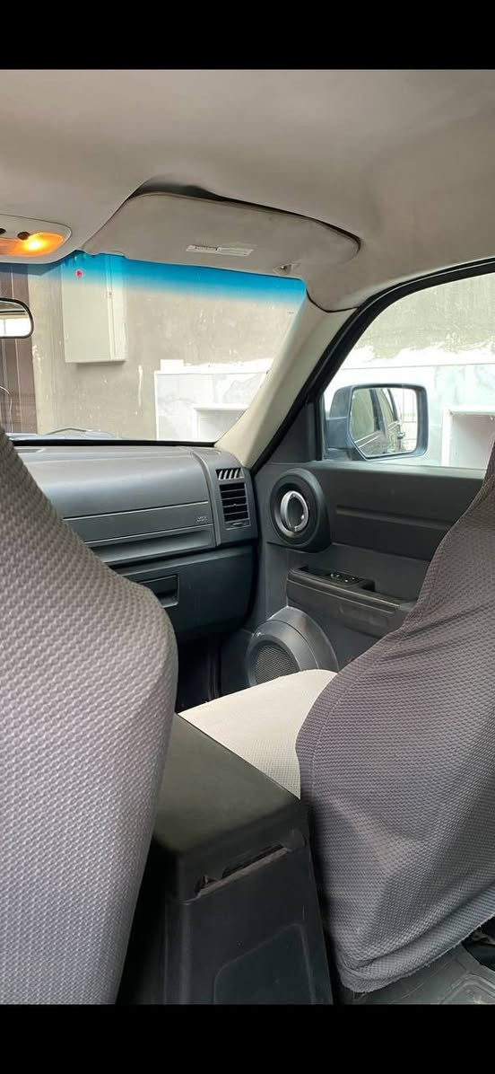 سيارة دوج (نيترو ) 2008 
مواصفات: سيارة مكينة 6 سلندر, V6/ 3700 خمسة راكب ، تُخم تايرات ، فور ويل 4×4 ، ماشية 160000 ٫ رقم أربيل ٫ وارد أمريكي، مُحرك جديد ٫ بدون ضربة بدون صبغ ، بَس الرقم قديم ، شاشة جديدة ، صاحب السيارة في بَغداد ، 
للاستفسار مع صاحب السيارة الانتصال على الرقَم ***********
