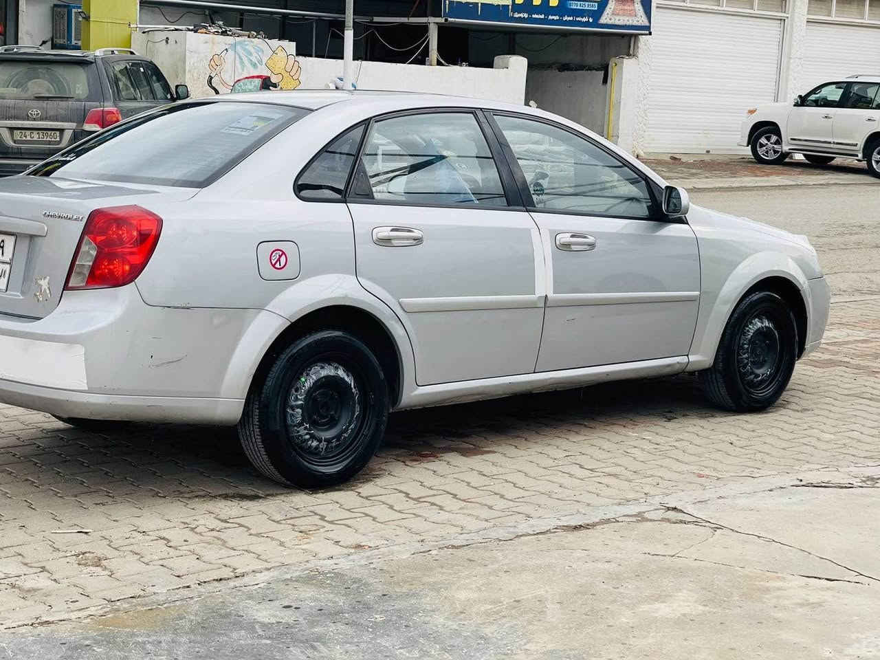 شۆفرلێت ئۆپترا 2009 ئۆتۆماتیک  سەیارەیەکی پاکو جوان دوپارچەی بۆیاخە بێناو گرتن بێ کاڵ بونە و بێ گەڕی گێڕ و مەکینە بەشەرت شاشە ئاوێنە کارەبای تایە  و ویلی نوێ سعری 70 گەڵاو معامەلە 
ژ.م 
*********** السليمانية, العراق
