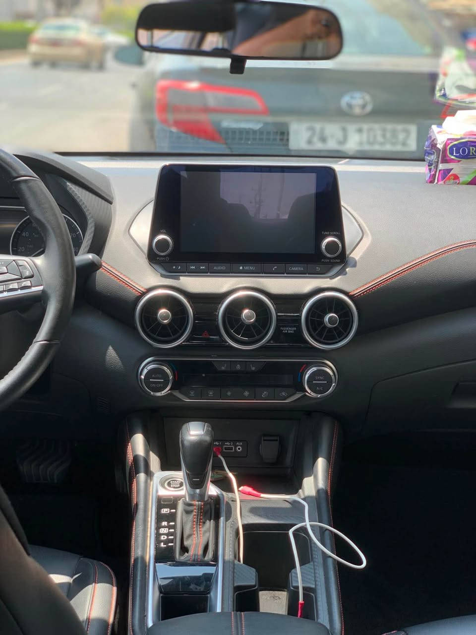 Sentra SR 2025
ئێک قطعة صبغ 
چەمەلوغێ پشتێ
سیارە 24 هزارا یاچوی
سعر 170 وەرەقە
*********** دهوك, العراق
