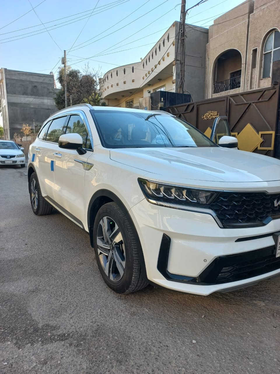 السلام عليكم . للبيع فقط
سورنتو 2023 خليجي
رقم اربيل - بآسمي (تحويل مباشر)
كفالة عامة. من الصبغ والبارد والتكحيل
7 راكب
3 قطع تبريد
محرك 2500
تشغيل عن بعد
السيارة جدأ نظيفة على وضع الشركة
جنطة كهرباء
كشنات كهرباء امامي وخلفي
حساسات امامي وخلفي
car play شاشة
بردات خلفية
ماشيه 59
دوشمة جلد جديدة
كروز سرعة
كير عصا - المرغوب
(4) انظمة قيادة
مكان السيارة بغداد الطالبيه ***********
