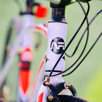 للبيع رياضي السعر ٢٠٠ وبي مجال قليل مكانك مسيب 07740174362