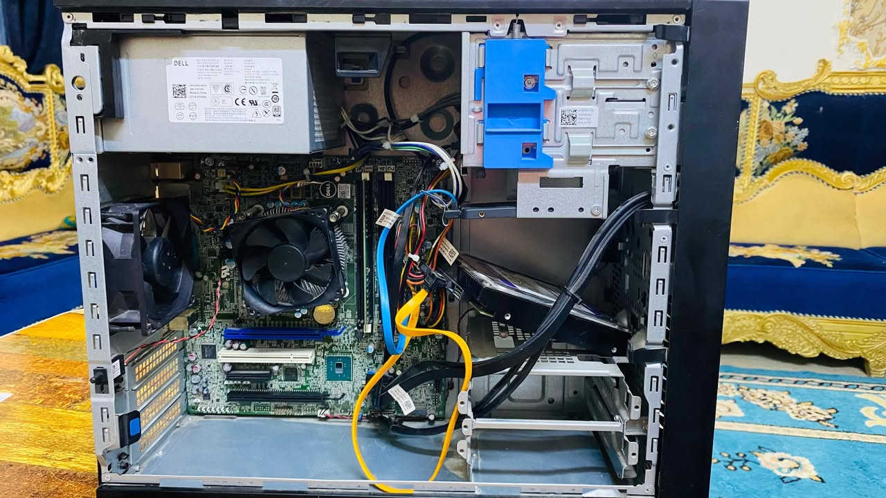 سلام عليكم تجميعه للبيع
كور اي 7 جيل 6 

رامات 8

اس اس دي 256

اج اج دي 500 

ومواصفات كدامكم لحد يكسر بيه لين متوازي عليه 

وشاشة 32 60 فريم hdr فول مواصفات 

السعر 450 هيه وشاشه وبيه مجال 

للتواصل ***********
