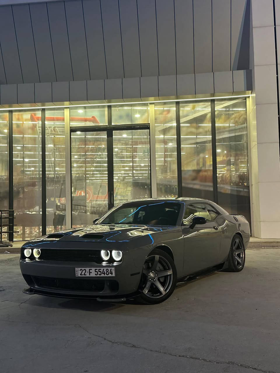 السلام عليكم شباب
دوج جالنجر للبيع🇺🇸
Dodge Challenger /2017
كير اوتو مكينه  RT / 5.7 🔥
سياره كلش جديدة
SRT دعامية
بونيد محدث ريد اي
و ويالة و تايرات جديدة
وياله SRT جديدة
مواصفات RT
شاشة كبير
‎دفيوزر و لحية SRT
حدادية صدر جديد
مكينة و كير بشرط
شرط فحص والتحويل
ماشيه 150 الف كيلو
حادثها جاملغين امامي وجاملغ خلفي
بدون دواخل وايرباك سليم 💯
ماشاء الله السياره كاعده ومناقصها دينار

السعر 170 وبيها مجال بسيط للطيبين
*********** متواجد واتساب
