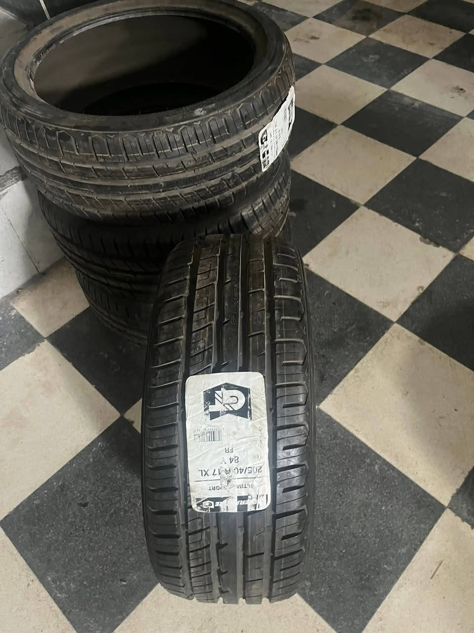 بنوات 205/40/17 دوبلفي
0675072887


**إذا كنت صاحب هذا الإعلان وتريد حذفه لأي سبب، رجاءا أرسل رسالة إلى الدعم الفني**