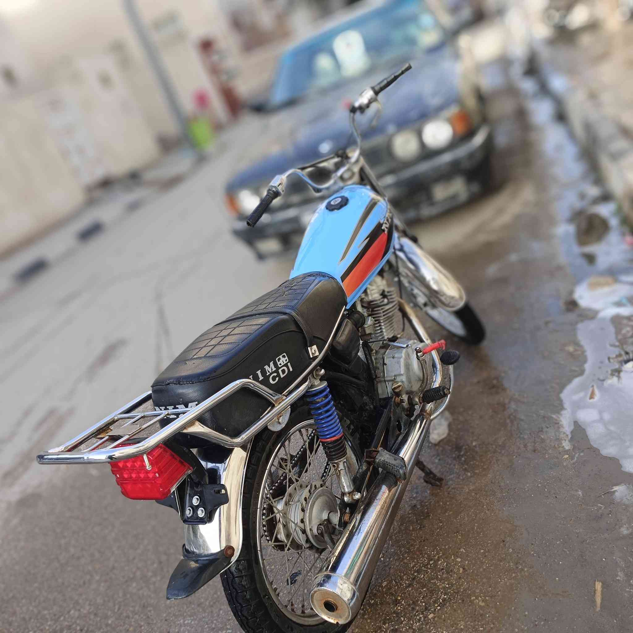 سلام عليكم نامه موديل 21 والمكينه هم21 مفتوحه دراجه خير من الله اوراق اصولي بوجهك ترقم بك لايت شغال لايت امامي شغال سعرها 675 وبيها مجال مكاني ناصريه مركز ***********
