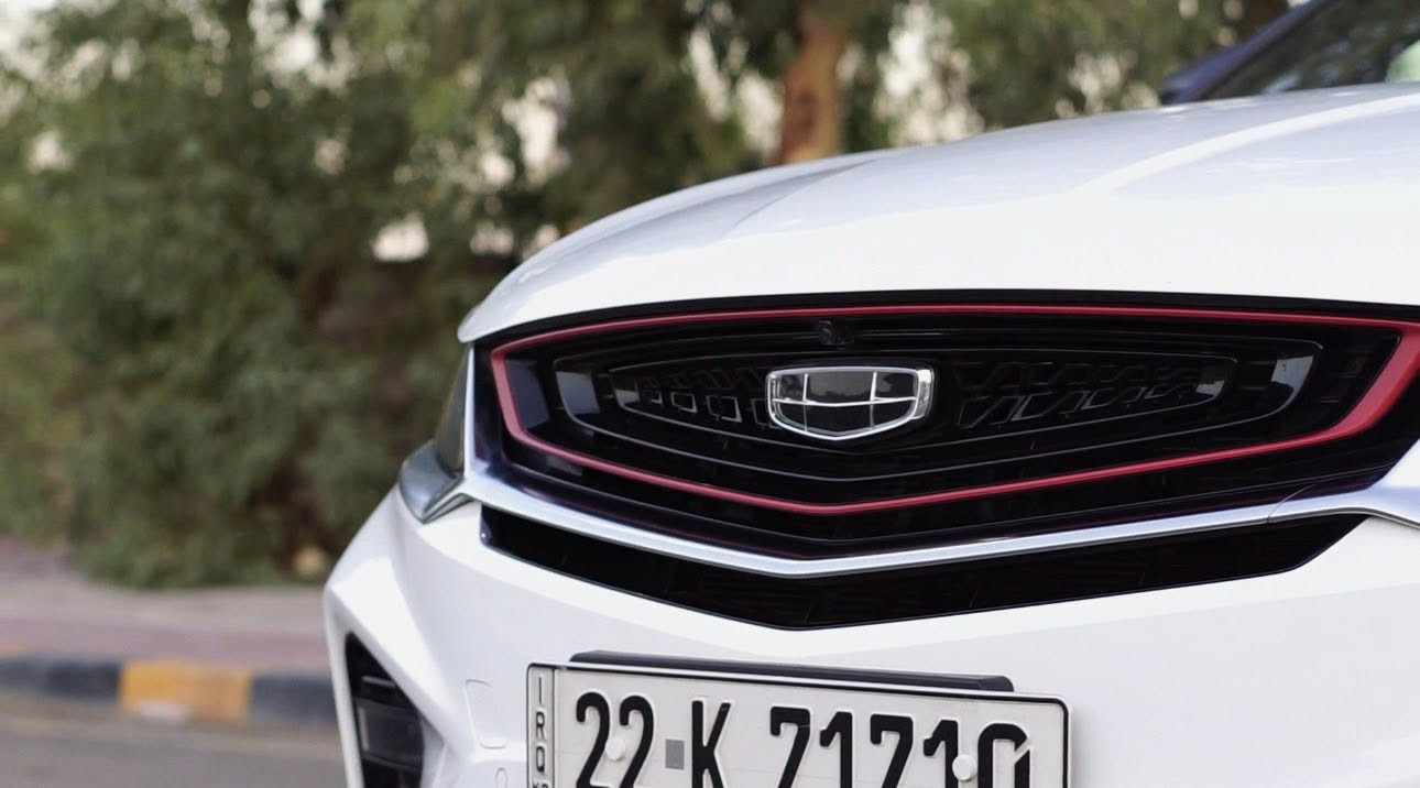 للبيع: جيلي كولراي 2023 سبورت (أعلى فئة)
فول مواصفات إلى الأخير – السيارة تحتوي على جميع التقنيات الحديثة.

• محرك 1.5 تيربو قوي واقتصادي  
• جير أوتوماتيك دبل كلتش 7 سرعات  
• نظام الركن التلقائي Auto Park  
• كاميرات 360 درجة  
• حساسات أمامية وخلفية  
• مثبت سرعة ذكي وأنظمة مساعدة قيادة  
• شاشة كبيرة + عدادات ديجيتال  
• بصمة تشغيل + دخول ذكي + تشغيل عن بعد  
• فتحة سقف بانوراما  
• مقاعد رياضية  + تبريد مقاعد 
• إضاءة LED كاملة  
• وضعيات قيادة متعددة (Eco / Comfort / Sport)

السيارة نظيفة جداً واستعمال شخصي وجاهزة للفحص.
  
المحافظة:  النجف الأشرف  

للاستفسار خاص أو اتصال.

0783 171 8787
