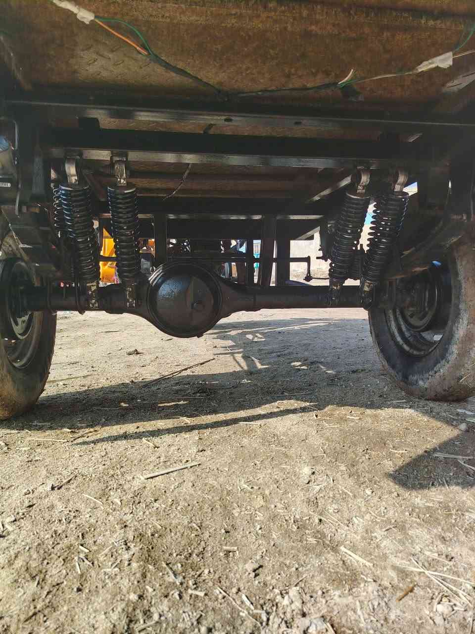 السلام عليكم
ستوته موديل ٢٠٢١ أوراقها جاهزه اصلوليه 
مكفوله من كلشي كهربائياتها كلها شغاله
تواير أبو الخطة البيضه نضيفات
شاصي مكفول مكينه نضيفه مفتوحه بوشه وبستم فقط
السعر ١٨٠٠
واحد و١٨٠٠ وبيها مجال مكاني الغراف
***********
