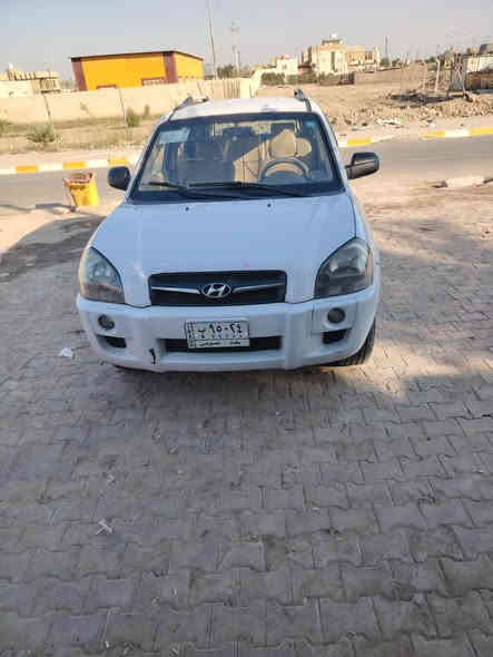 توسان 2010 كفاله عامه من الصبغ والضربه تخم تاير جديد باتري جديد مكينه كير مكفول السعر 130 بيها مجال قليل سياره جديده وحله من الصور رقم ***********
