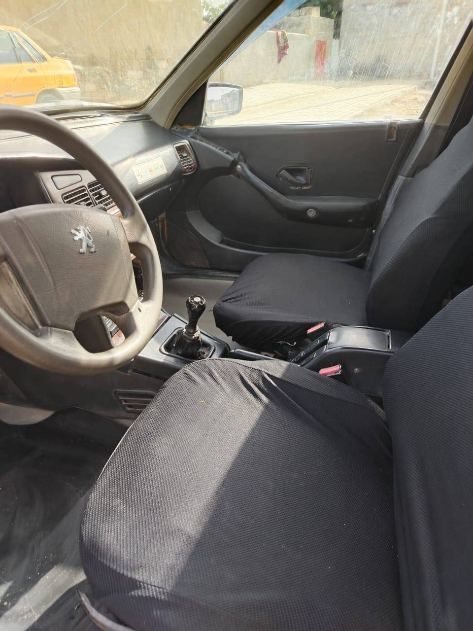 سلام عليكم .بيجو 2010سياره رقم قادسيه (تحويل ثاني يو م)كير ومكينه فرنسي جدد تخم تاير  وحداديه وكهربائيات كلهه شغاله اشاره ليت عالي ناصي زنون  ***********. 20وبيهه مجال مكاني سماوه مركز
