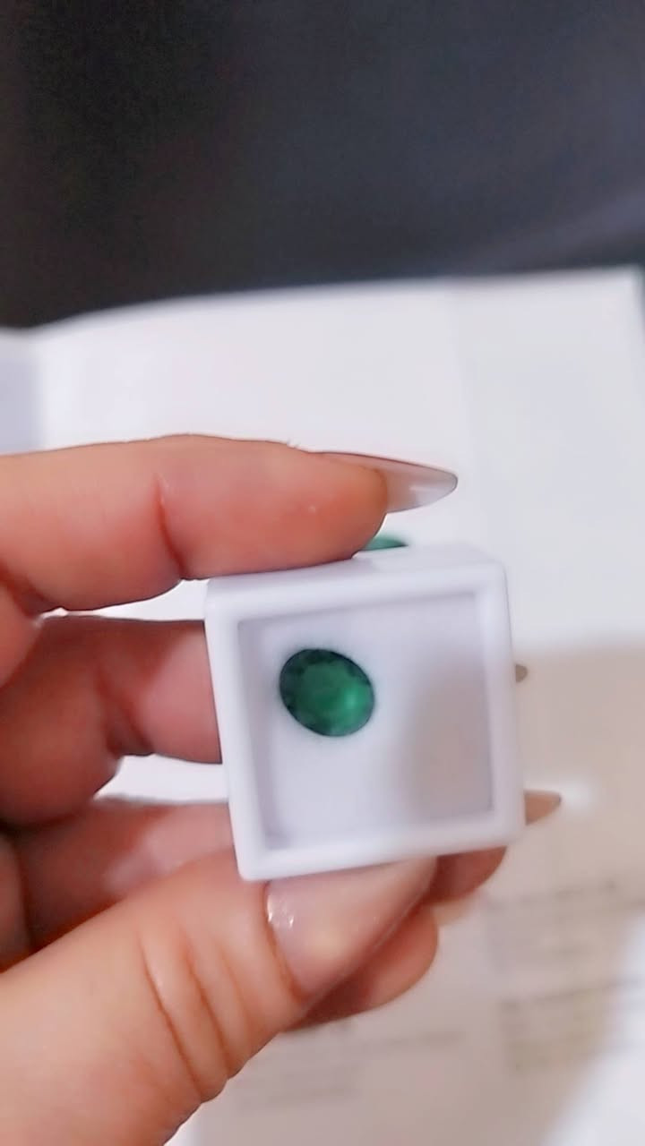 عندي. هذني. القطع مختومات ومع. كارت. ضمان  اصليات. موسانيت. شبيه الاماس  اصليات. الي مهتم بيهم يحط. سعر. ويتواصل  خاص.


**إذا كنت صاحب هذا الإعلان وتريد حذفه لأي سبب، رجاءا أرسل رسالة إلى الدعم الفني**