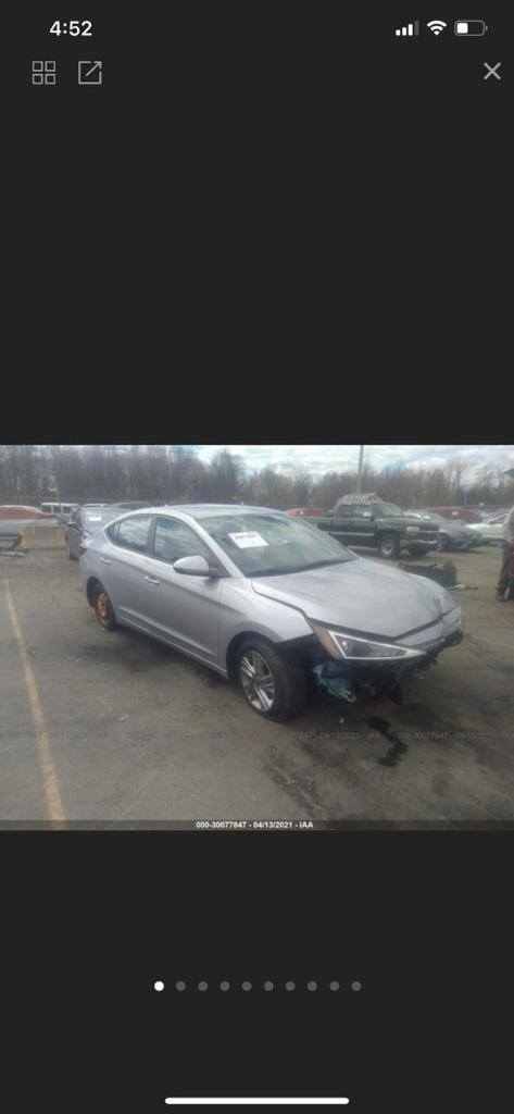 السلام عليكم من رخصه الادمن النترا ٢٠٢٠ مكينه ٢٠٠٠ دوش كير اي تي جديد صدر امامي خلفي جديد السياره بدون تبديل كلها ليبل واحد بس صبغ بنيد  وبارد بلقبق اربع دسك تحكمات شاشه كاميرا تبريد ثلج جاهزه السياره من كلشي صور الحادث بلمنشور رقم بغداد هزه وسنويه ورقم انكليزي جدد تحويل ثاني يوم  سعرها ب١٢٥ مجال حك جيه 
مكانها بغداد البياع الشرطه الخامسه 
للاستفسار اكثر الاتصال على الرقم ‏‪***********‬‏ ابومصطفى
