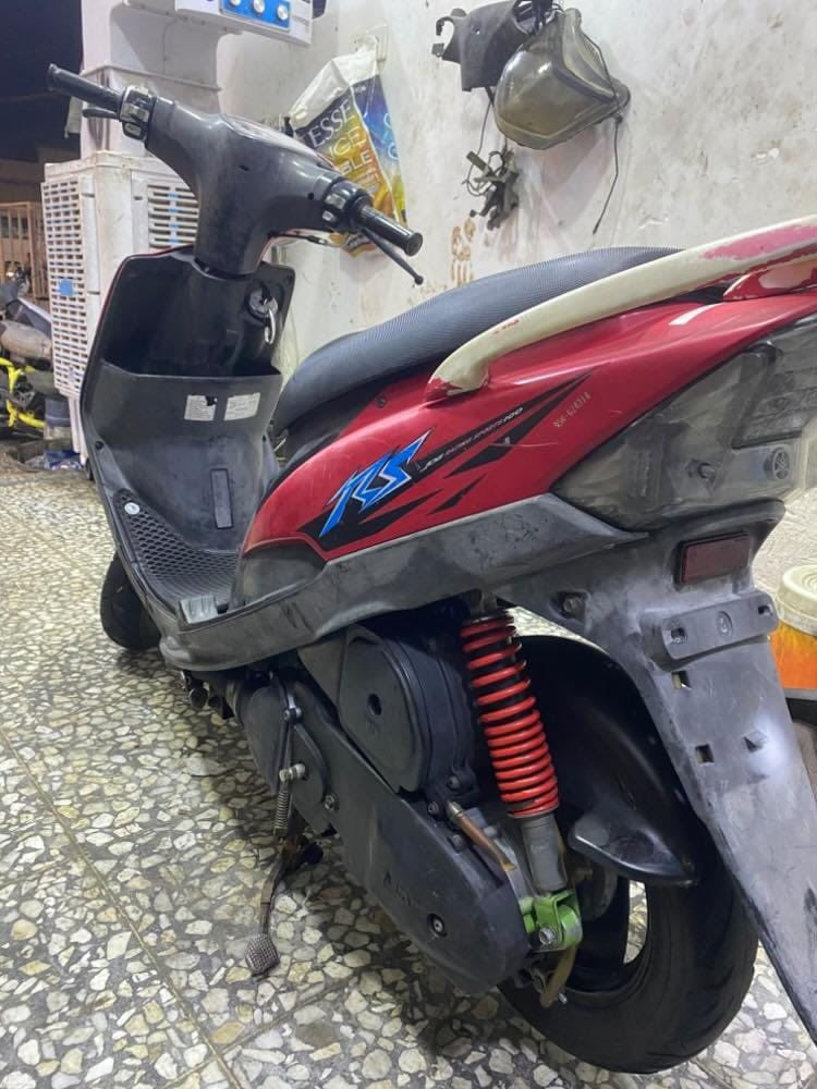 السلام عليكم من رخصت الدمن دراجه عدله صار شهر من نازله من الرمبة الدراجه وكاله ناعمه كلش مينسمع صوتهة مكاني الشعله الدراجه زيرو تاخذهة تترحملي   ***********      السعر مليون
