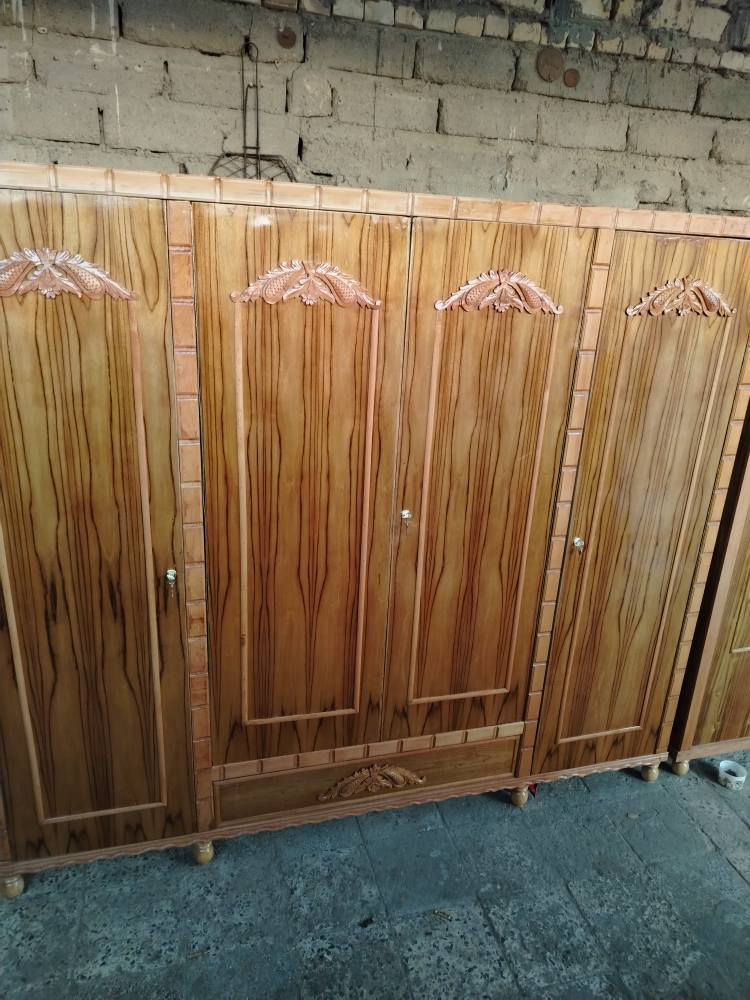 سلام عليكم كناتير تفصال شغل ثقيل الاسعار مناسبه للستفسار *********** اتصل او مراسله واتساب ونشتري غرف النوم والكناتير المستخدم عمارة, ميسان
