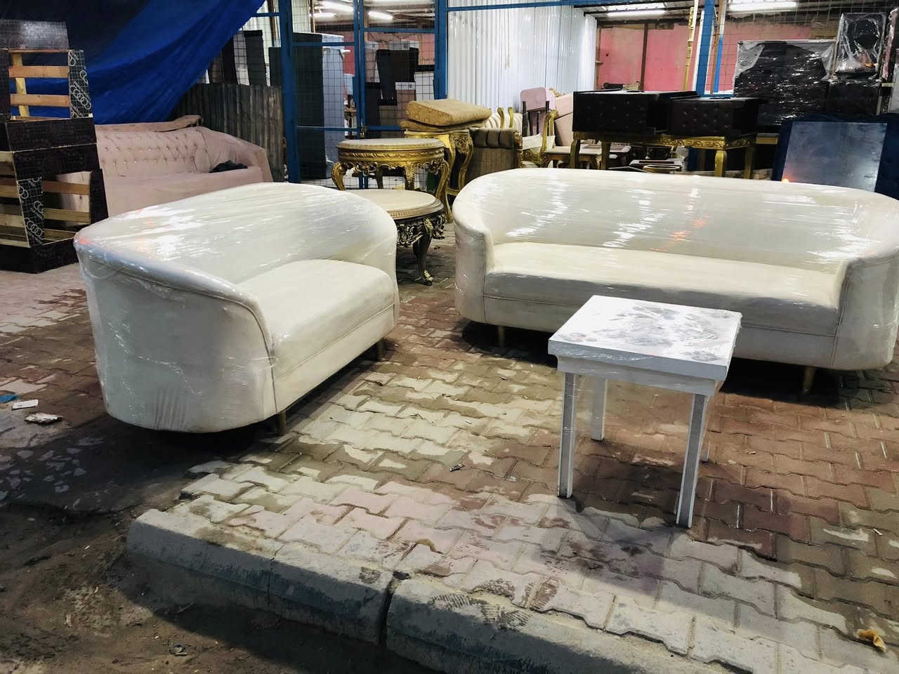 تخم كويتي نجارة للبيع
***********
