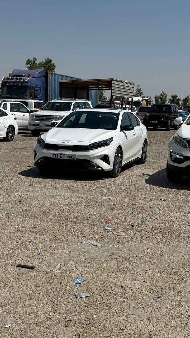 فورتي 2023 GT بيع او مراوس حسب القناعة
اعلى فئة فول مواصفات 1/1

حادثها خفيف ربع الدعامية الامامية كما موضح بالصور وطاك ايرباك الدركة 

رقم بغداد ب اسمي 

تخم تاير جديد 

بصمة تشغل +

بصمة ابواب + تشغيل عن بعد 

كشنات تدفئه تبريد جلد كشن سائق كهرباء

دركه مختومه GT على شكل حرف D

ختم GT في الدشبول مضيئ متغير الاوان 

مع اضائه في الابوب متغيره الاوان

قطعتين تبريد 

سستم صوت هارمن 

رادر 360 درجه 

تحديد مسار + بريك اوتو 

قياده ذاتيه 

حساسات خلفيه وجانبيه 

اكزوز رياضي بلاد + شفتات ستيرن 

فتحه سقف سلايت 

اشاير امامي لد 

بك لايت لد

لايت زنون 

ويل رياضي 18 

سايد بريك بصمه 

اوتو هولد 

شاحن لاسلكي 

اناره داخل لد ابيض

مكينة 1600 تيربو 210 حصان

كير DCT دبل كلج رياضي 

ماشيه 21.000 الف 

مكانها بغداد السيدية 

السعر : 18.500$

185 ورقة

***********
