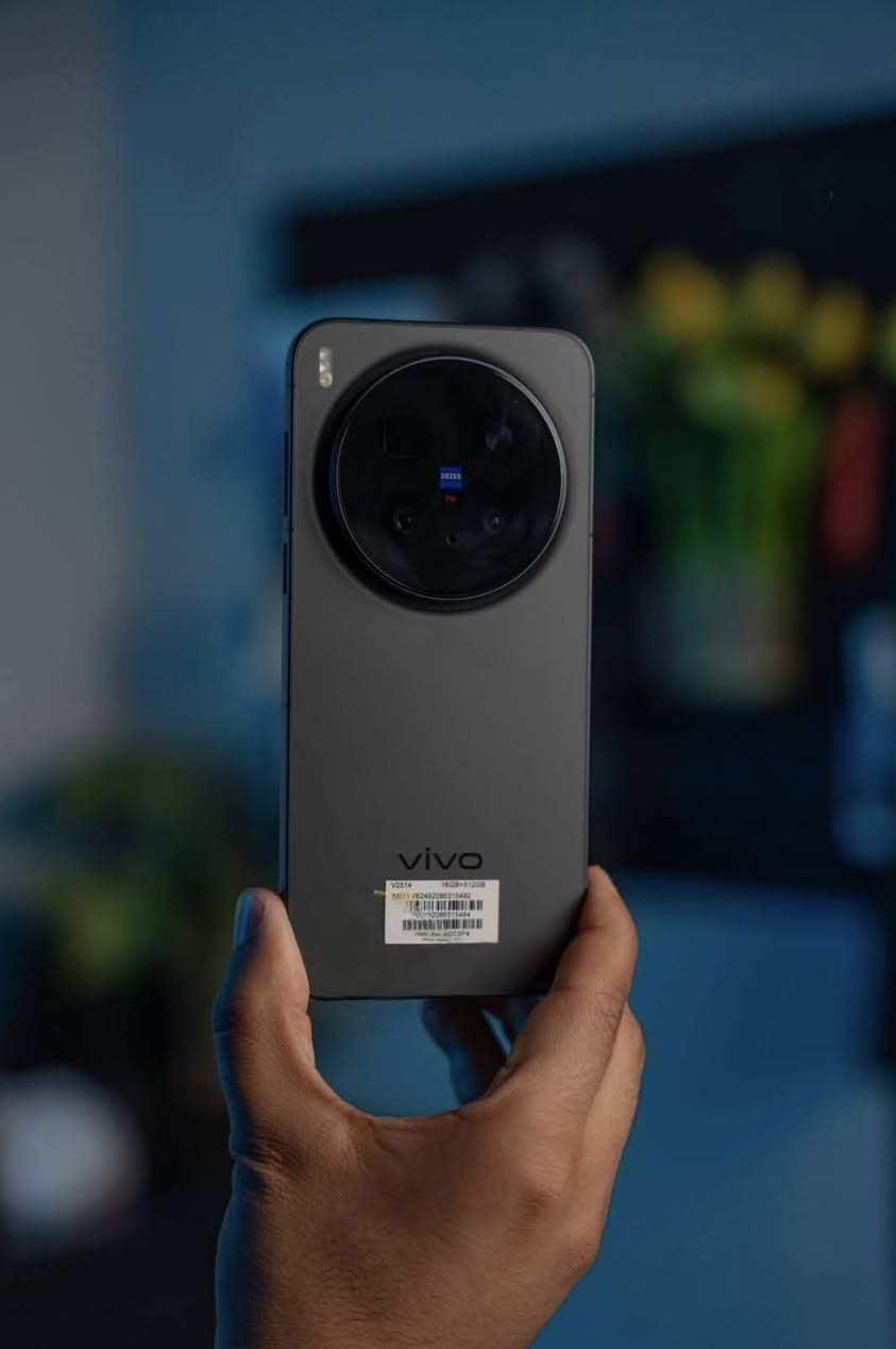 للبيع Vivo 300 Pro
روممممم عالميييي ذاكرة 512 رام 16
جديد شخط مابي وحش مال كامرات ولمعالج
غراضة كاملة مع كت التصوير
سعر الجهاز 1750 وبي مجال بسيط
او امراوس وفرق
مكاني غزالية
رقم ***********
