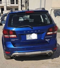 دودج جورني موديل ٢٠١٥ للبيع  حجم محرك سته سلندر 3600 حادث فقط باب الخل...