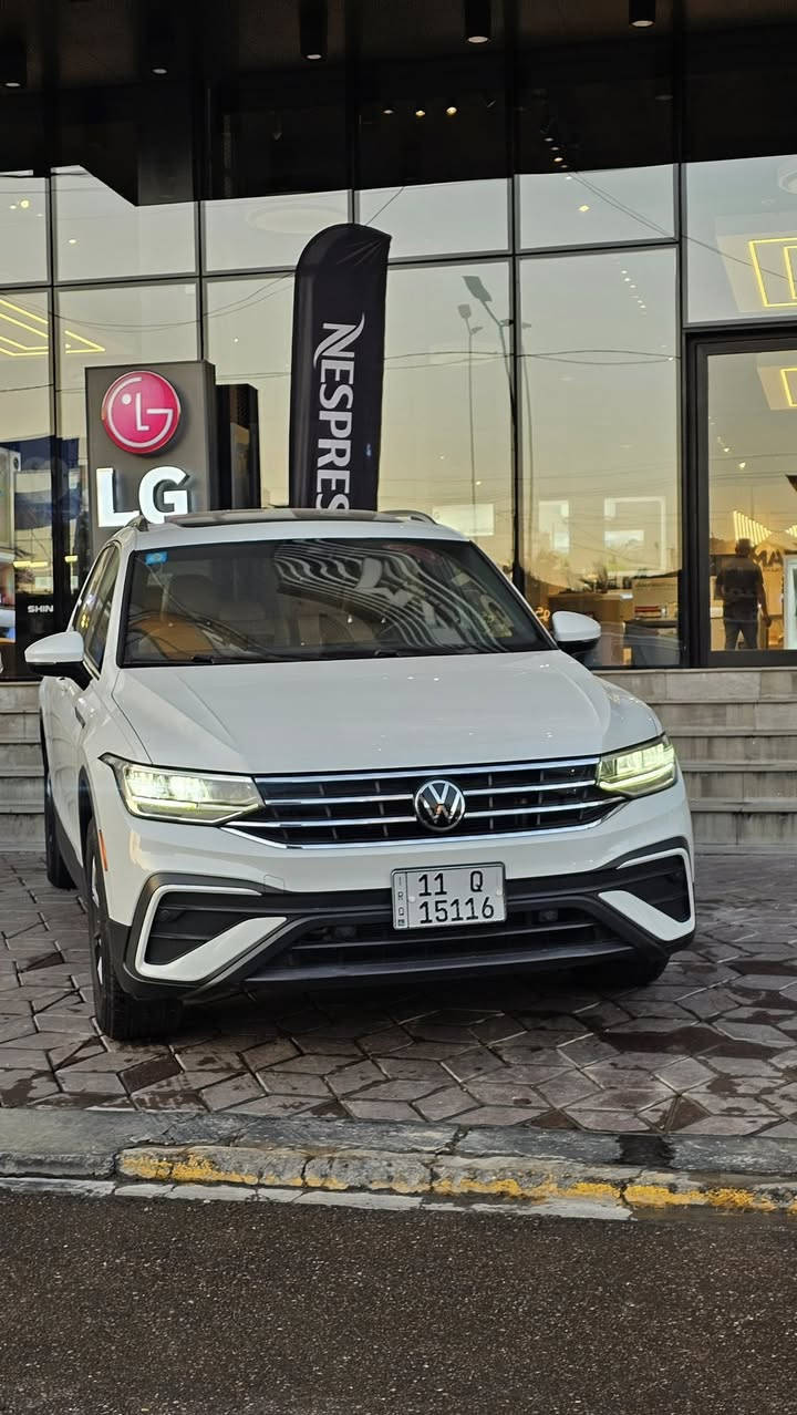 سلام عليكم
تيكوان 2023 SE فول مواصفات  فور ويل
وارد امريكي حادثها جاملغ خلف السائق وقبغ جنطة 
ايرباك البردة فقط 
صور الحادث مرفقة بالمنشور 
ماشية 19 الف ميل
محرك 2.0 تيربو
5 راكب
بصمة تشغيل + ابواب + تشغيل عن بعد 
داخل جوزي 
بنوراما 
كشن كهرباء 
كشنات تدفئة 
مري جانبية تدفئة
نقاط عمياء 
رادار امامي خلفي 
السيارة كاملة مابيها دينار مصرف 
رقم بغداد سنوية وهزة جديدة
مكانها بغداد / الاعظمية  
السعر 22،500 $ وبي مجال 
***********
