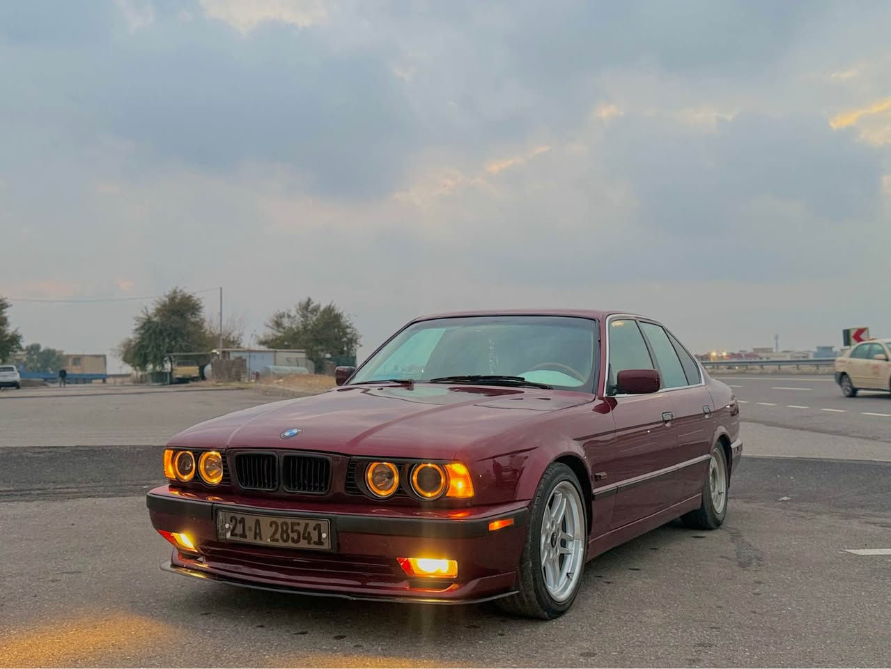 مۆدیل ٩٥ فول مواسەفات بێ سلایت گێر مەکینە ە
تەبرید تەقەو رەقە هەمو بەشەرت کلێر عام بۆ جوانی لێدرانی نیە پشتو پێشو هەموی بە شەرت  رەقەمو سەنەویو ژینگەی بەسەر نەچوە فول سپۆر تازە کردومە بە ئێم دەعامی تایەو ویل  
مەکینە ٢٥
گێر تۆماتیک
ناو فۆرمایکا
گوێبەرخ
پێشگەورە بۆنیت گەورە
ناو کرێمی
کوشین جلد
دیجیتاڵ
گۆرینەوەش دەکەم بە شتێک بە دڵم بێت
ژ.م:***********
سعر:٧٥ و معامەلە أربيل, العراق
