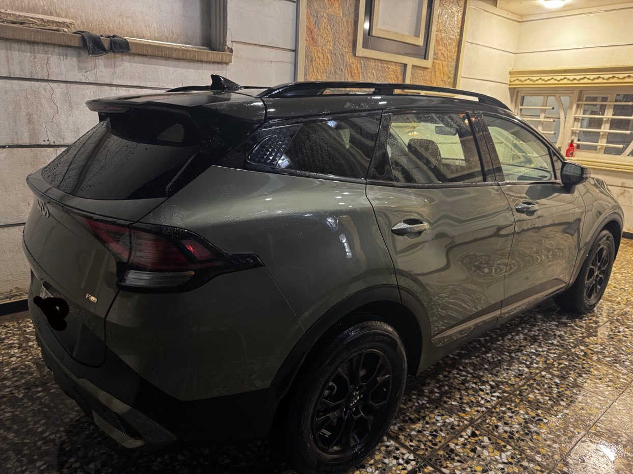 السلام عليكم
كيا سبورتج فئة X-Pro
موديل 2023
سياره نظيفه حيل ومابيها صبغ بس باب صندوق من امريكا 
ماشية 51 ميل 
السياره بيها بارد 
موجود رقم شاصي وتجيك لصور 
السعر 212
***********
