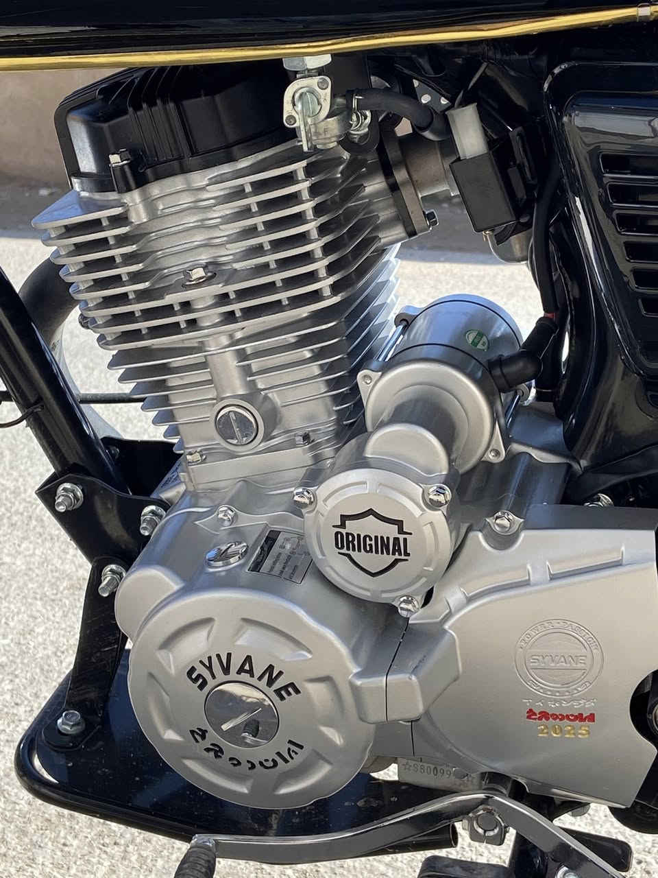 سيڤاني ' موديل ٢٥ 
صارله سبوعين انشدت سويچات ثنين بصمات ثنين تشغيل عن بعد
محرك ٢٠٠ 
السعر ٩٧٥ وبي مجال بسيط
***********
