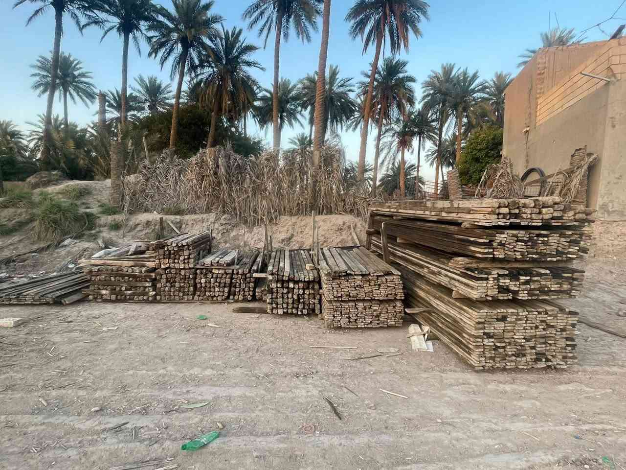 قالب خشب روسي تارس 25العدد 10مكاعب ونص بسعر مناسب العنوان بابل ***********

