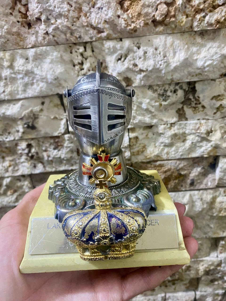 السلام عليكم للبيع كلمن وسعره
للاستفسار ***********
يوجد توصيل بغداد وجميع المحافظات
#كماليات_عالم_زينه_السيارات
