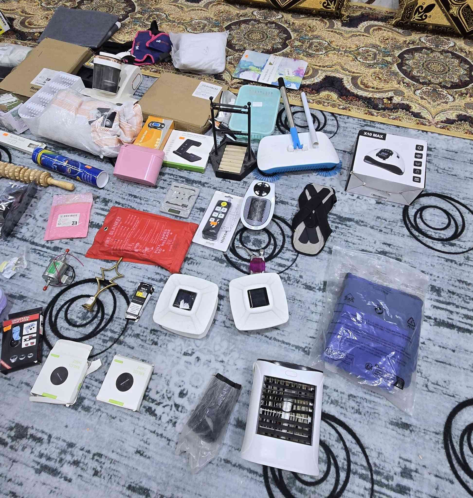 بلاش لو القطعه الف هم انته مستفاد 
شلعه بيهن كارتون كامل  تغريبآ 55 قطعه 60
غراض باله اوربيه  
سعر الكل 40 الف


**إذا كنت صاحب هذا الإعلان وتريد حذفه لأي سبب، رجاءا أرسل رسالة إلى الدعم الفني**