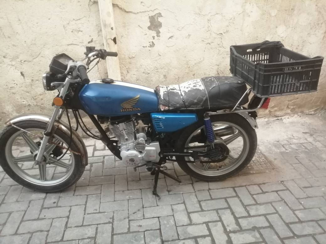 السلام عليكم دراجه سيفان موديل 21 اوراق سحب سعر 450 وبيها مجال مكاني بصره وهذا  ***********
