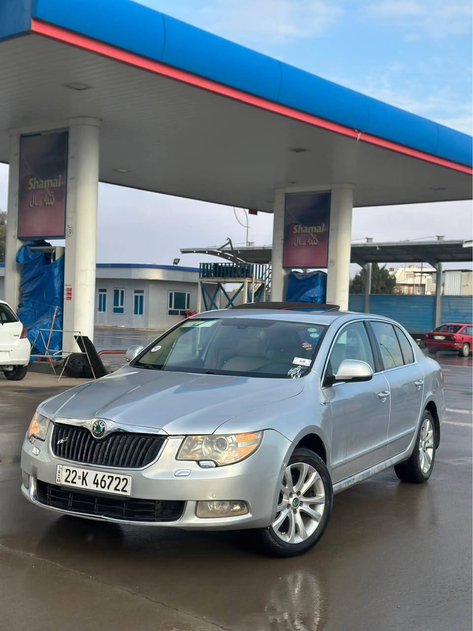 لە هەولێرم سحری ( ٧٣ وەرەقە )
***********
واتسئاپی لەسەرە

سکۆدا سوپەربی خلیجی مۆدیل ٢٠١٣ فول فول مواسەفات 

٣ پارجەی بەس پەمپە بێ ئرباگ

گێر و مەکینە و تەقە و رەقەی بەشەرتە
سەیارەکە لەسەر دەقی بیلادە و زۆر پاکە ماوە
یەک دینار مەسرەفی تێدانیە هەموو گیانی بەشەرتە 

مواسەفات خلیجی //- ١- سلایت ٢- ناو زەرد ٣- ٤ کوشین کارەبایی ٤- بەسمە  ٥- شاشە گەورە ٦- ١٢ ئرباگ ٧- ئاوێنە شەفت ٨- حەساس ٩- کوشین کارەبای ١٠- کوشین جلد ١١- تەحدد سورحە ١٢- لایت بەرز و نزم ١٣- ٣ پەردە ١٤- ناو فۆرمیکا  ١٥- ئاوێنە هیتەر

سحری ٧٣ وەرەقە ومەجالێکی زۆر کەم *********** أربيل, العراق
