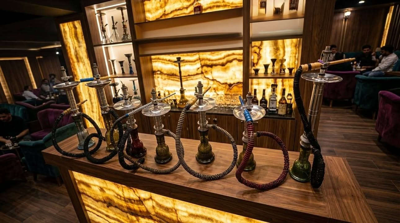 لبيع نراكيل طه استيل ٨ قطع ابيع شلع شرط طعم دوخان  فوال نضافه سعر قطعه ٩٠ بيه مجال  رقمي ***********
