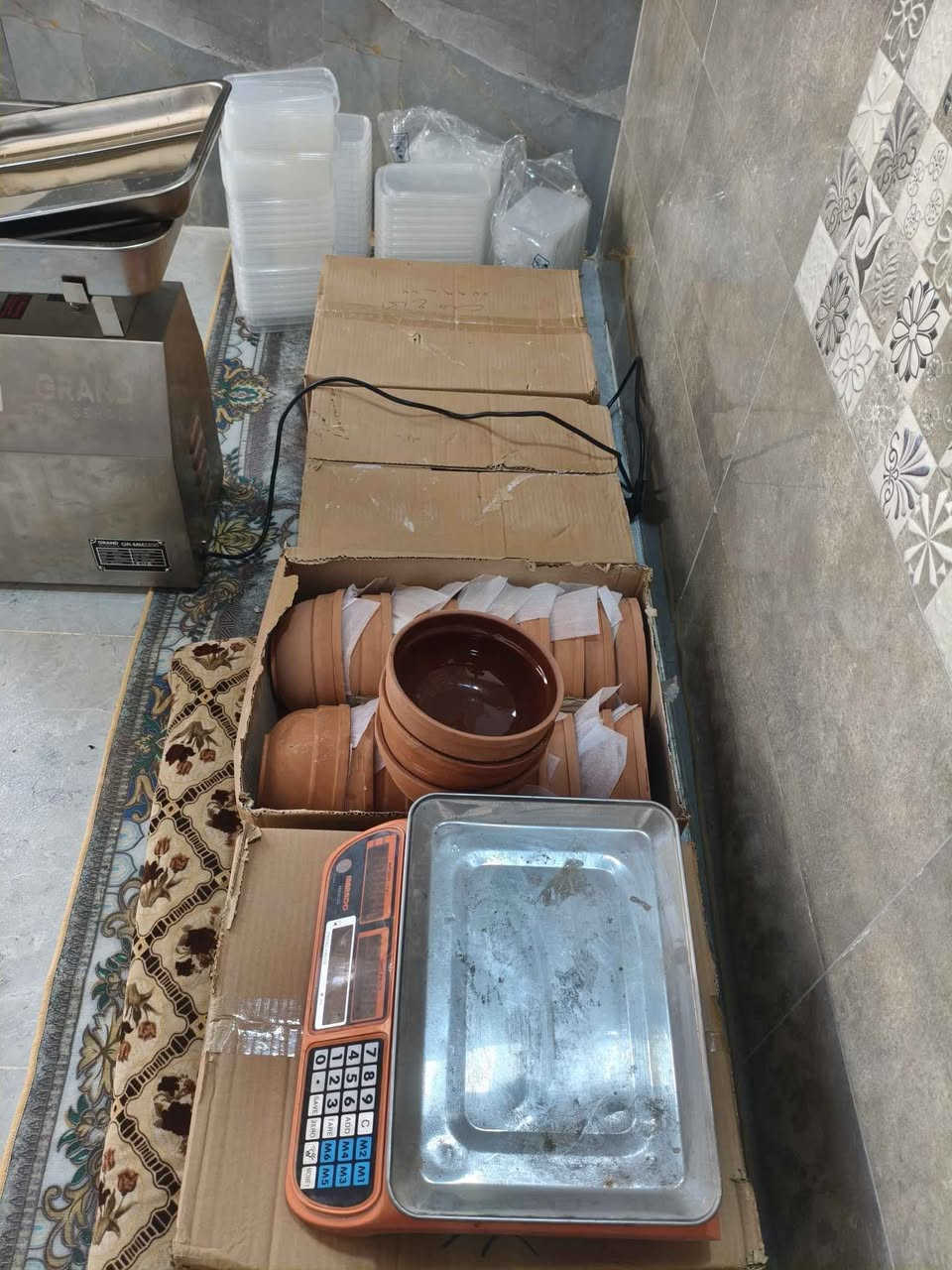 مثرامه الحم حجم 32 العنوان نجف حي الرحمه سعر 520 رقم الهاتف *********** النجف, العراق
