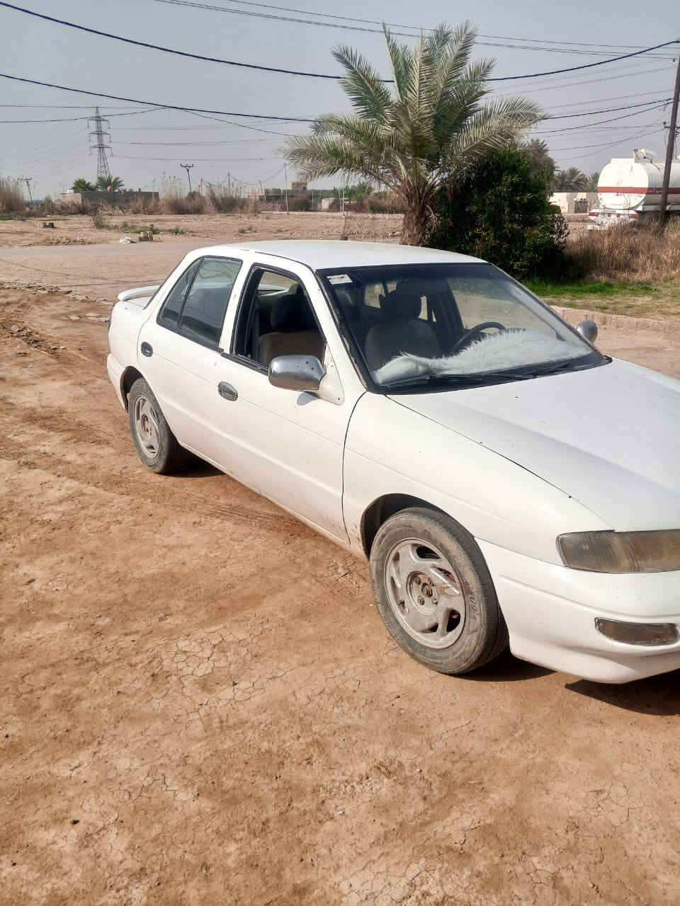 السلام عليكم 
كيا سيفيا رقم ديالى الماني مشروع وطني 
موديل 1996 متعهد تحويل صاحبها من اهل العزيزية. 
كير عادي محرك مسكر  ومكفول 
مكاني العزيزية *********** 
و***********
السعر 28 وبيها مجال حك الجية
