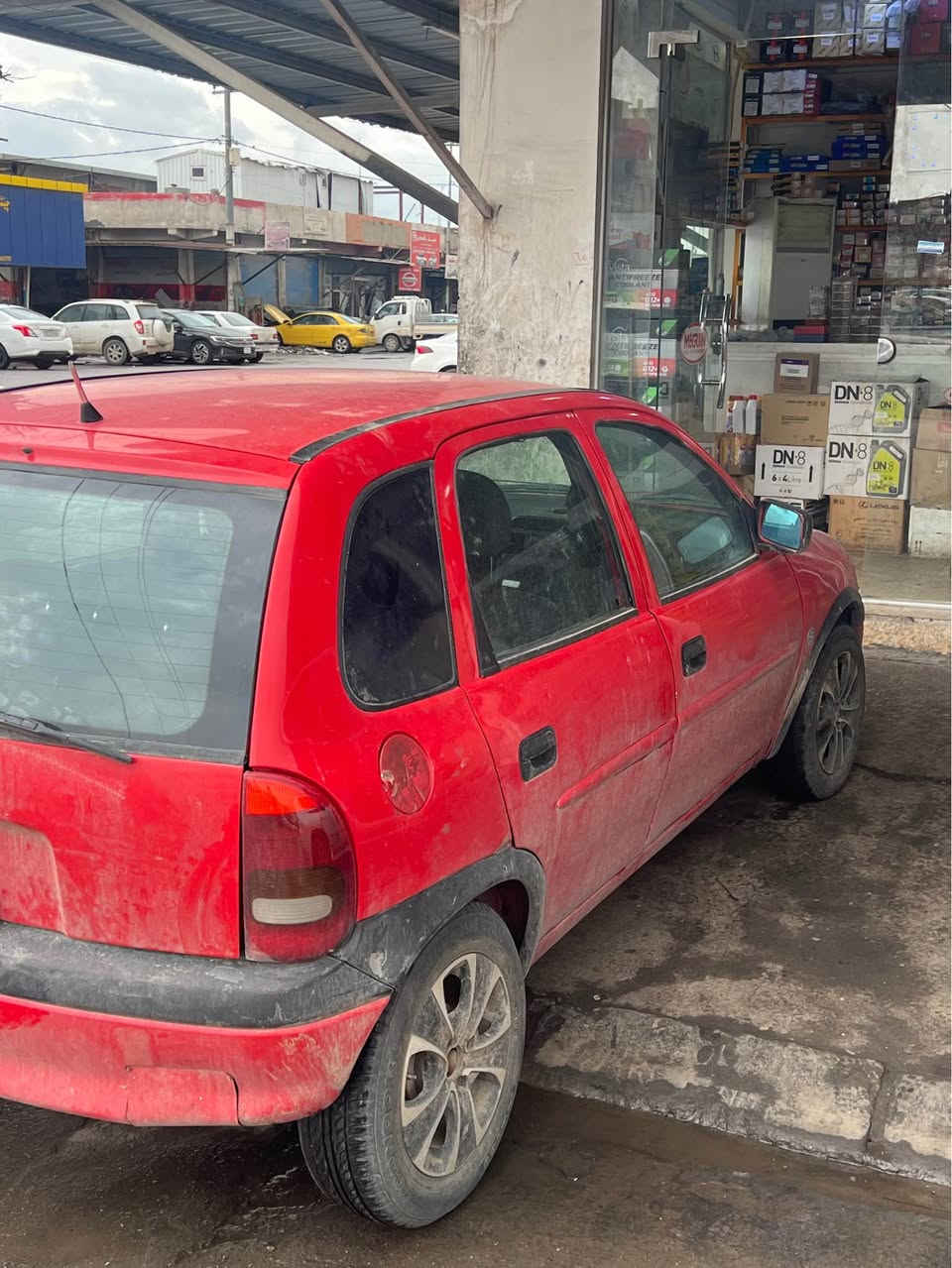 رەقەم هەولێر 
گیرە ئوتۆماتیك
مۆدیل ١٩٩٨ی مەکینەی ١٨ی 
گێرو مەکینەی و بەناوی کردن بەشەرتەی 
سبخ عامەی لۆ جوانی تەنها پێشەوە کەمیک لیدان هەیە وەك دیارە 
400 هەزار غەرامەی لەسەرە
ژمارەی مۆبایل :- *********** أربيل, العراق
