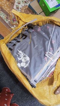 شي إن • ١٢قطعة • توصيل مجاني