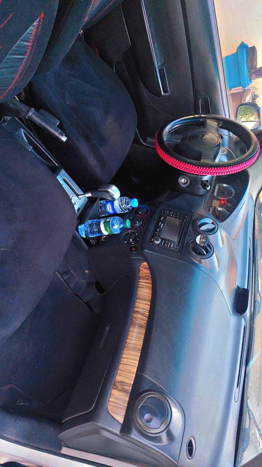 ئەڤیۆ ٢٠٠٨ 
٤ پارچه بێ داخلی  بێ زەربە . 
سعری ٦٥ و مەجال . 
*********** 
واتس اپ أربيل, العراق
