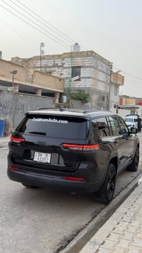 كراند شيروكي • موديل ٢٠٢٥ • مبدل بونيت
