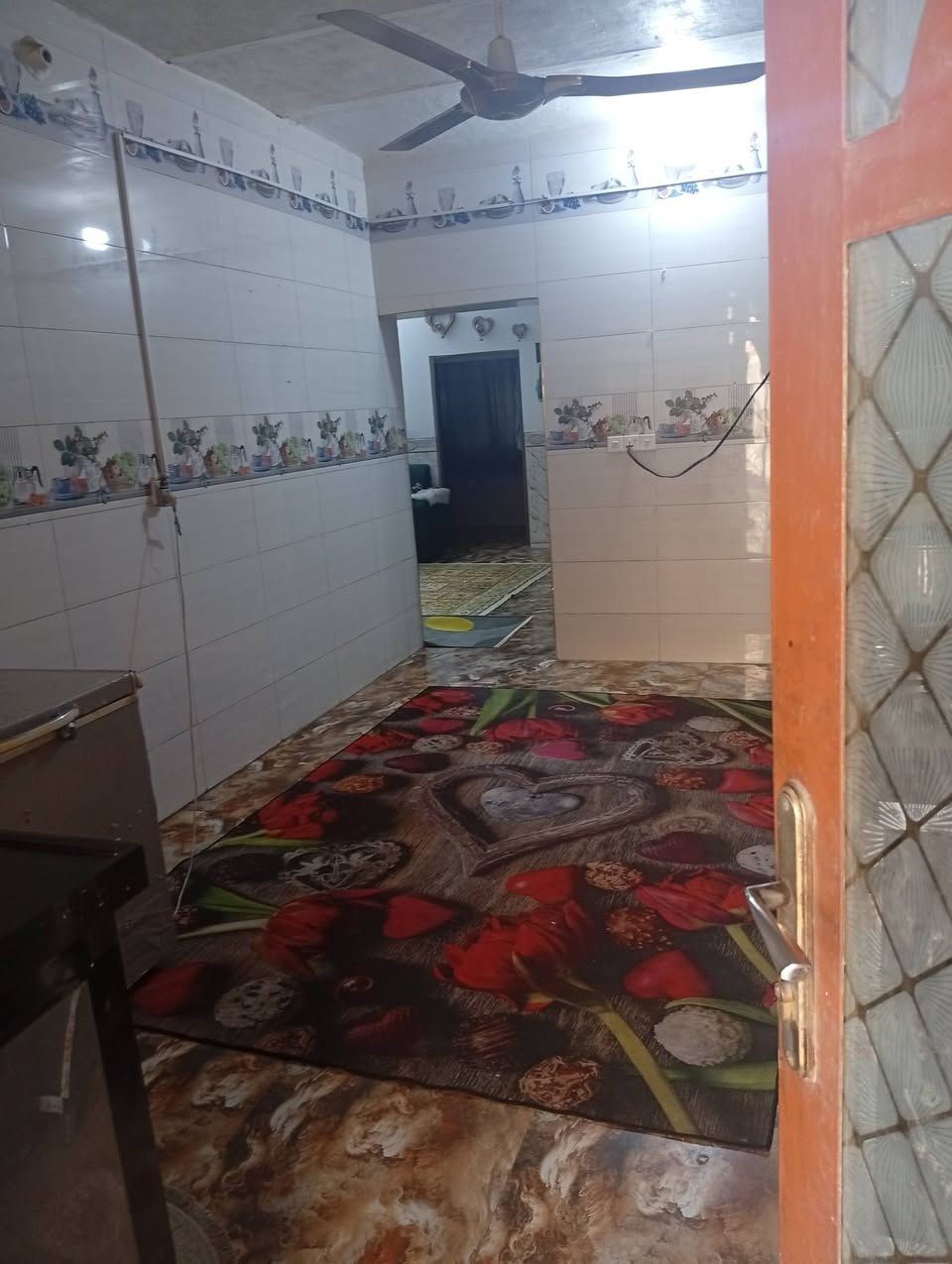 بعد وعود كاذبه عدنه البيت للبيع المساحه) 155) متر العنوان نادر الثالثه طابو صرف   غرفتين  ومطبخ وهول وستقبال وصحيات داخليه وخارجيه السعر )95)كله طابوق نهاية سنة )2022)رقم التليفون ***********
