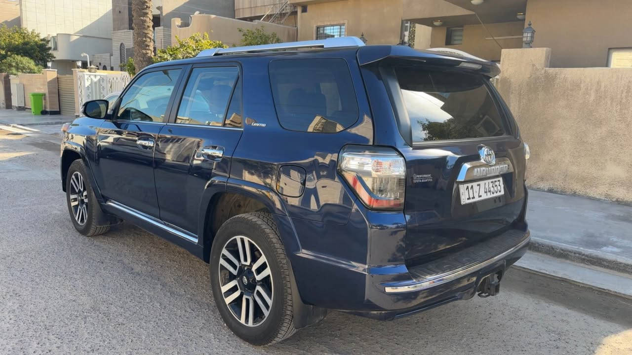 تويوتا فورنر ليمتد 
2023
ماشية 16
فول 1/1
فورويل
7 راكب
ضرر جاملغ وبنيد
ايرباك طاك
تصليح درجة اولى 
السعر 31000$

***********
*********** بغداد, العراق
