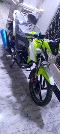 الرمادي • موديل ٢٠٢٣ • ماشي ٢٠٠٠كم