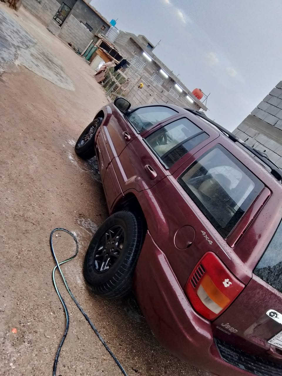 جيب شيروكي موديل 2000 سياره بيها قاصرين سعرها 40بيها مجال الاستفسار ***********
